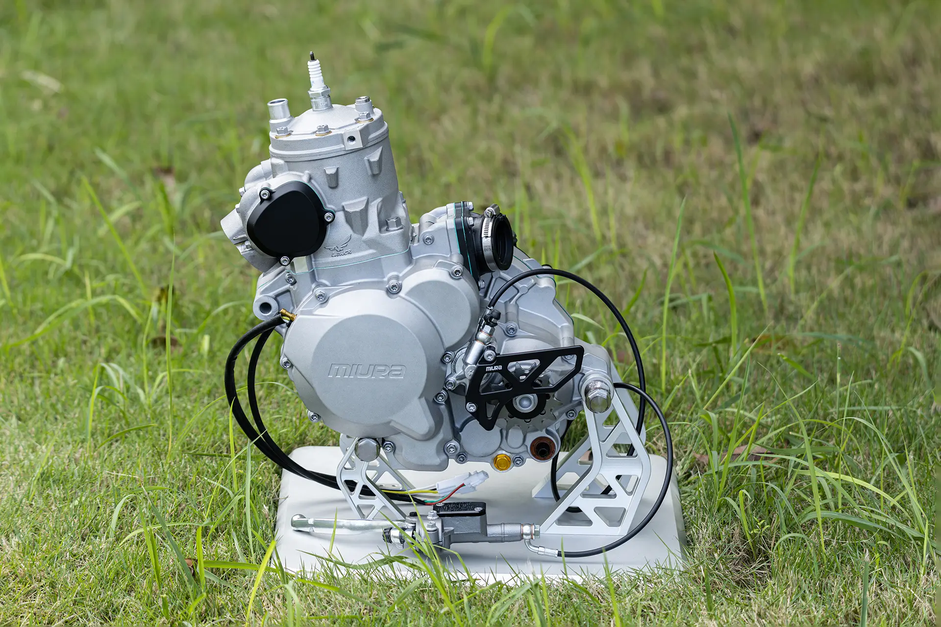 TS300 Single-Cylinder